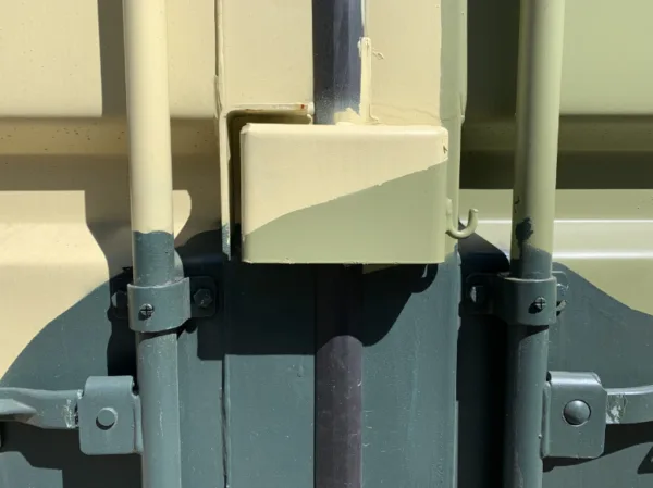 20 x 8 x 8.5 new camo shipping/storage container - Image 3