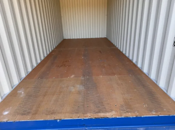 20 x 8 x 8.5 new storage/shipping containers - Image 5