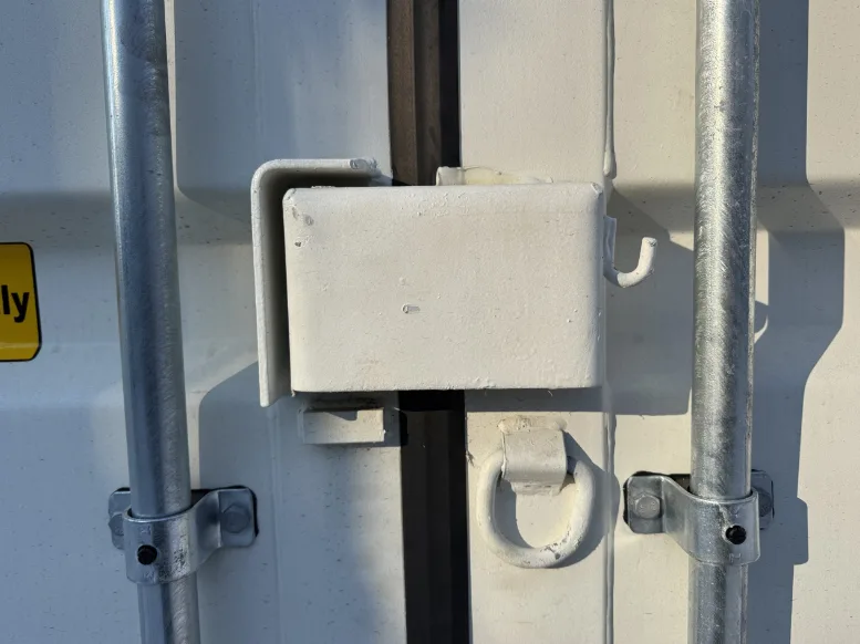 24 x 8 x 9.5 High Cube new shipping storage container - Image 12