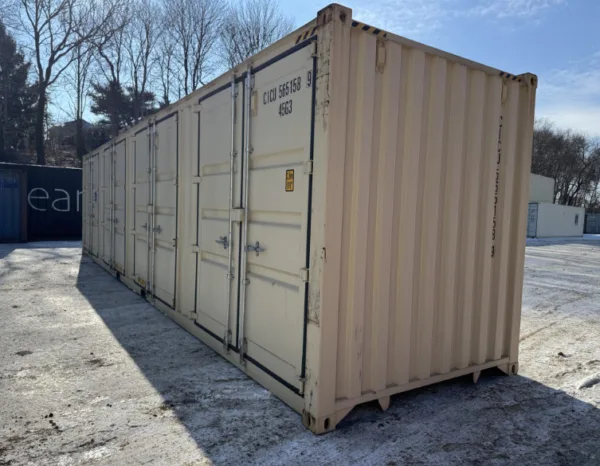 40 x 8 x 9.5 High Cube shipping/storage containers - Image 10