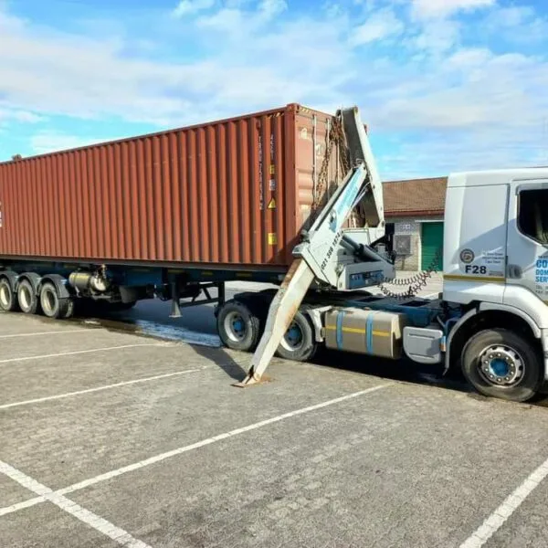 Refurbish 40ft shipping container - Image 6